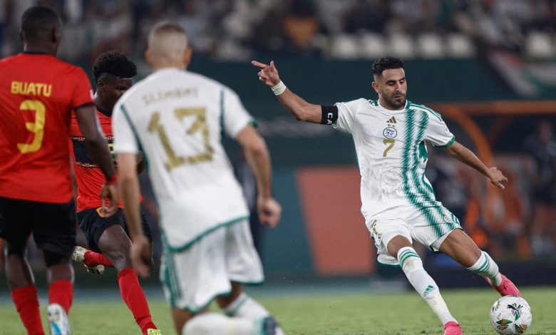 المدرب الجديد للمنتخب الجزائري يستبعد رياض محرز